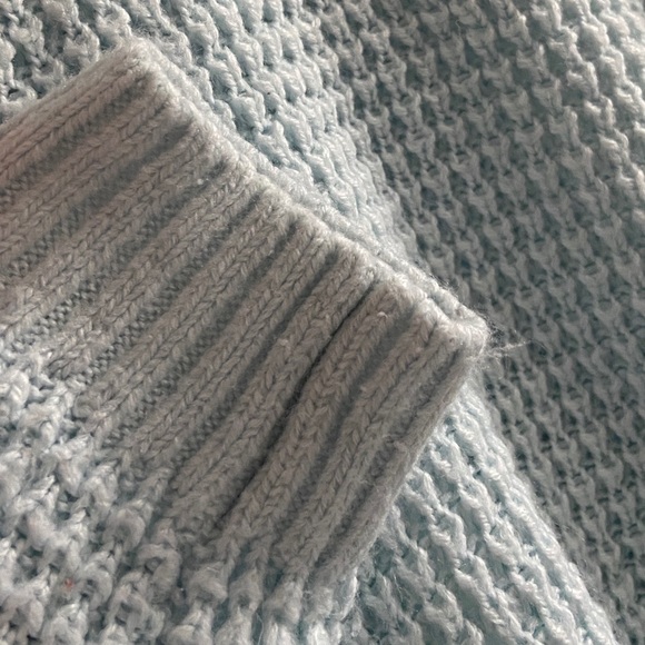 Baby blue Knitted cropped sweater - Picture 3 of 3